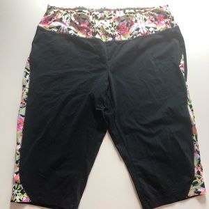 Lane Bryant active wear 18/20 black pink leggings